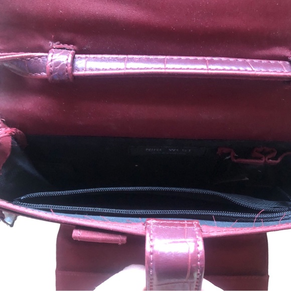 Nine West Women’s Crossbody Shoulder Purse Handbag Burgundy Faux Reptile - Picture 8 of 12